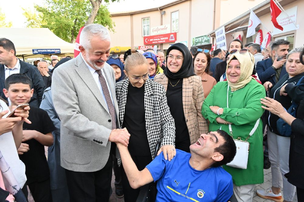 Başdeğirmen, mahalle buluşmalarıyla, vatandaşların talep ve önerilerini yerinde dinliyor
