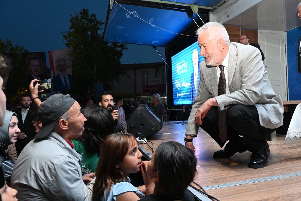 Başdeğirmen, mahalle buluşmalarıyla, vatandaşların talep ve önerilerini yerinde dinliyor