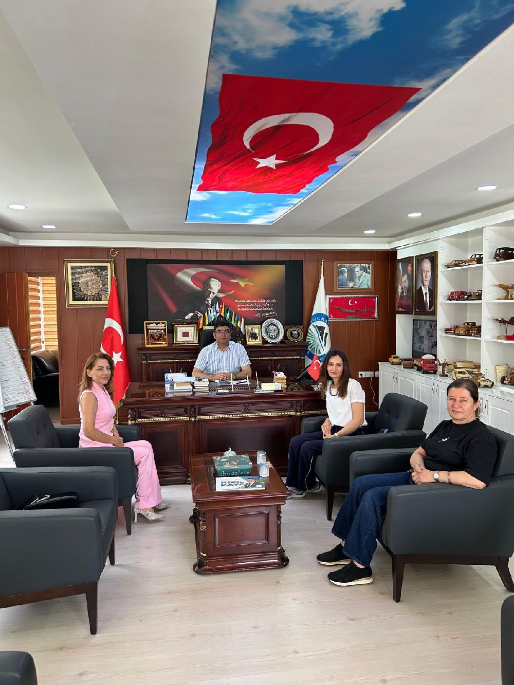 Başkan Fatma Gedik Kızılkaya’da! Başkan Güngör'ü ziyaret ettiler