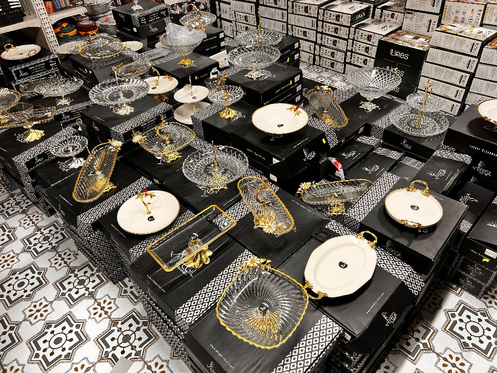 Bi Dolu AVM hizmete açıldı Açılışa özel büyük indirimler