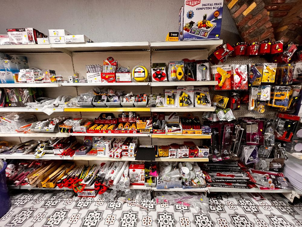 Bi Dolu AVM hizmete açıldı Açılışa özel büyük indirimler