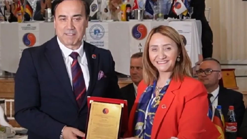 Bilecik  Pazaryeri Belediye Başkanı Zekiye Tekin’den Avrupa’da diplomasi hamlesi!