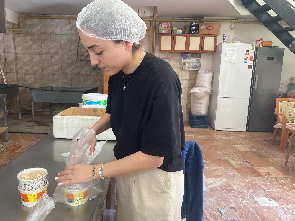 Bucak İşletme Fakültesi öğrencilerinden örnek hareket