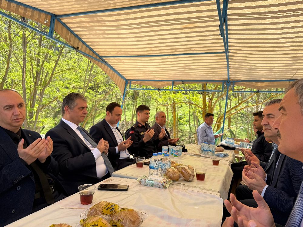 Bucak Susuz Köyü'nde Hıdırellez coşkusu! Hıdırıllez geleneği bozulmadı