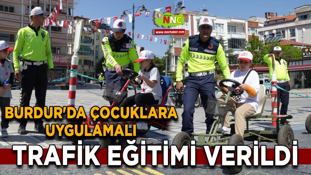 Burdur'da çocuklara uygulamalı trafik eğitimi verildi