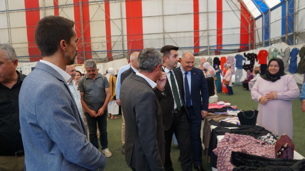 Burdur'da yıl boyu hazırlanan eserler sergilendi