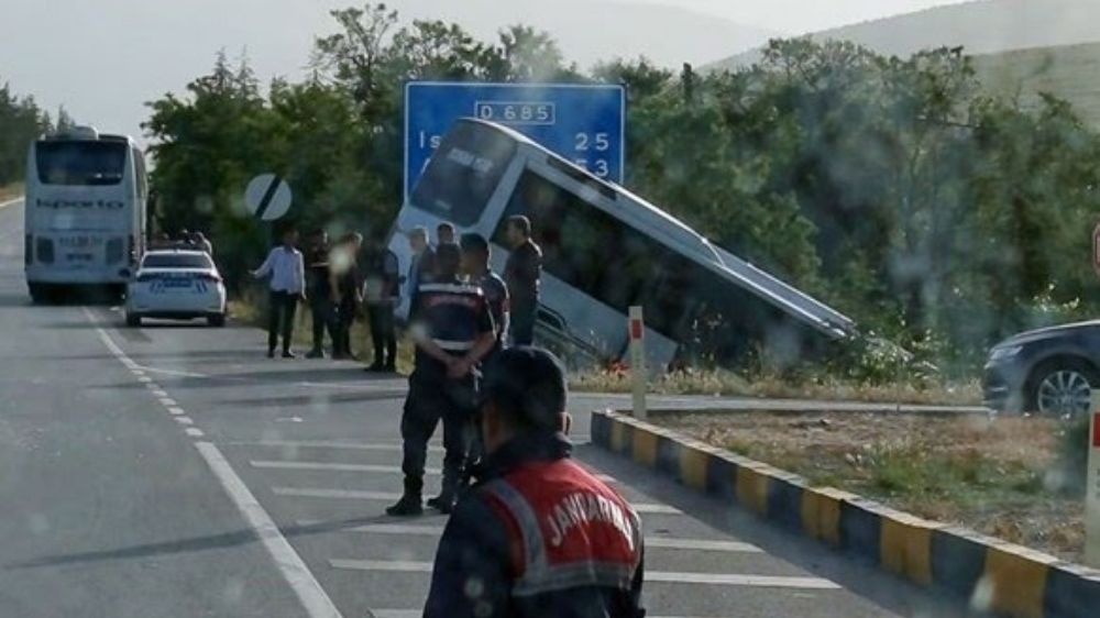 Burdur ısparta   Afyon Karayolu Otobüs  Devrildi Çok sayıda yaralı var 