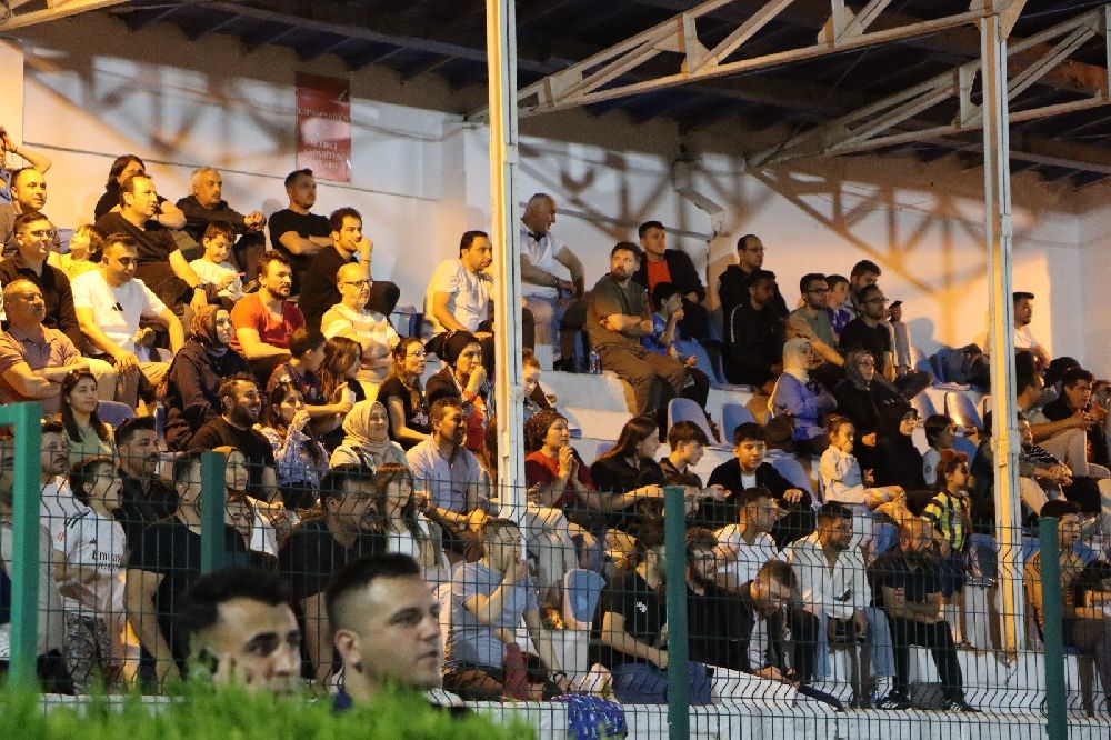 Burdur Kamu Spor Oyunları Mini Futbol Turnuvası şampiyonu İl Emniyet Müdürlüğü oldu