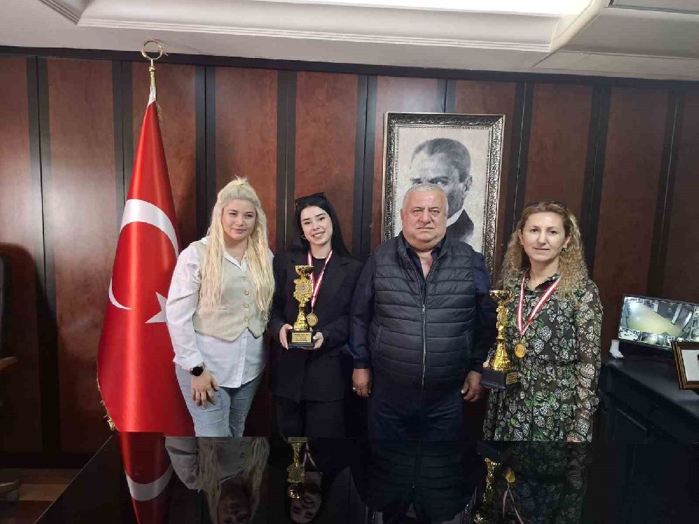 DESOB Başkanı Erbeği, Denizli’nin yıldızlarını ağırladı