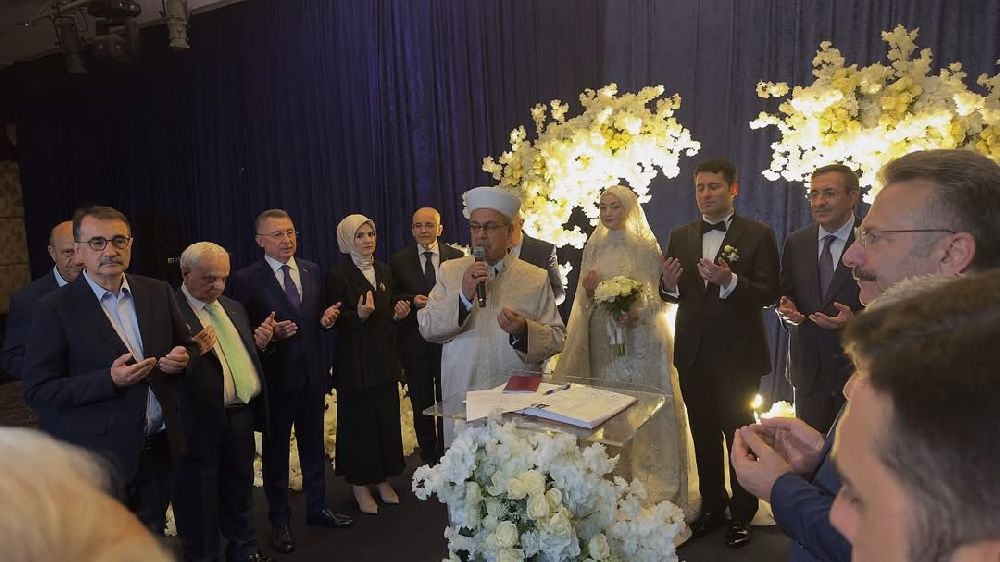 Devlet Erkanı, Büyükelçi Murat Mercan'ın Oğlunun Nikahında Buluştu