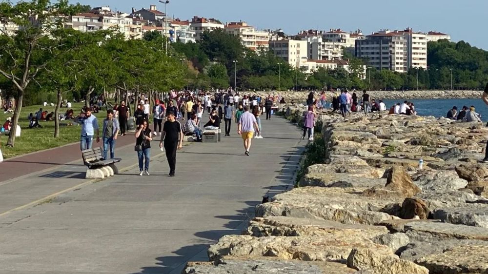 Dikkat Türkiye genelinde hava sıcaklıkları artıyor Mevsim normallerinin üzerine çıkacak