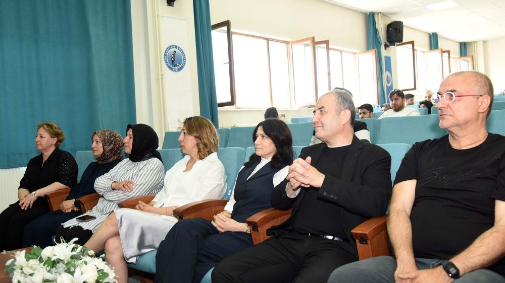 "Enflasyon ve Gençlik: Geleceğe Yatırım" konferansı düzenlendi