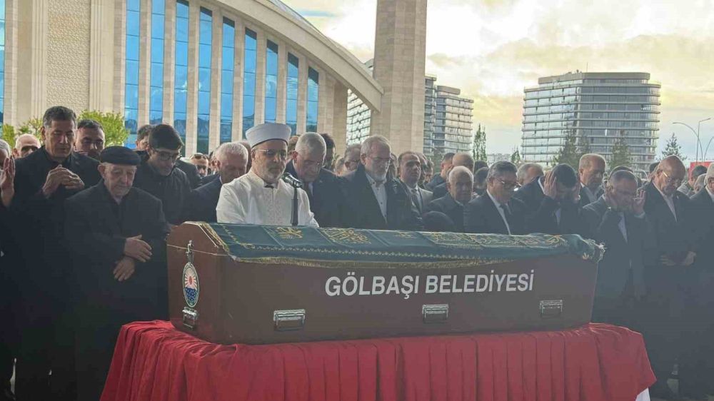 Eski MHP Milletvekili Mehmet Ekici son yolculuğuna uğurlandı 