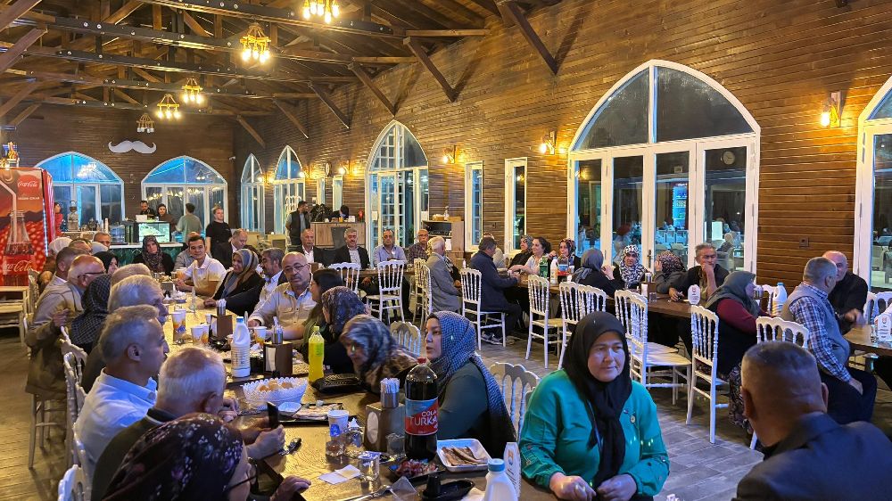 Gölhisar’da emekli personeller için anlamlı gece