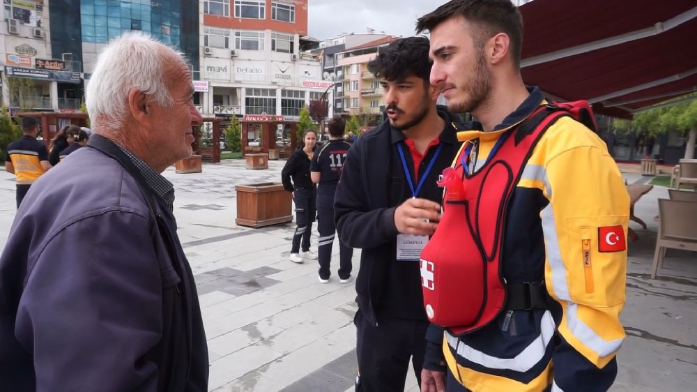 Gölhisar’da ilk yardım seferberliği Hayat kurtaran eğitim ayakta alkışlandı