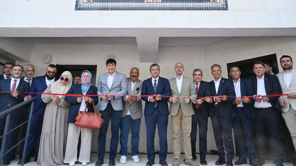 Gurbet Göncü Camii, dualarla hizmete açıldı