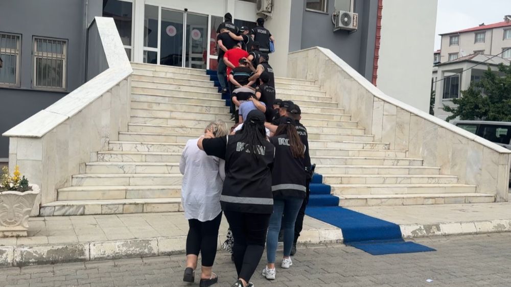 Iğdır’daki rüşvet, insan ticareti, fuhuş ve  uyuşturucu operasyonunda 9 kişi tutuklandı