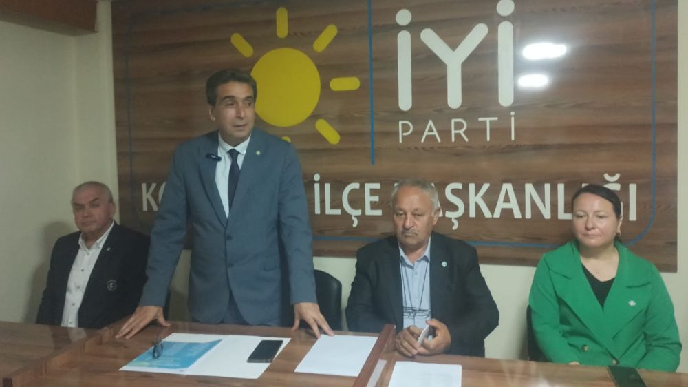 Korkuteli İYİ Parti İlçe Başkanı Olan Süleyman Yıldız  Yönetimi Açıkladı 