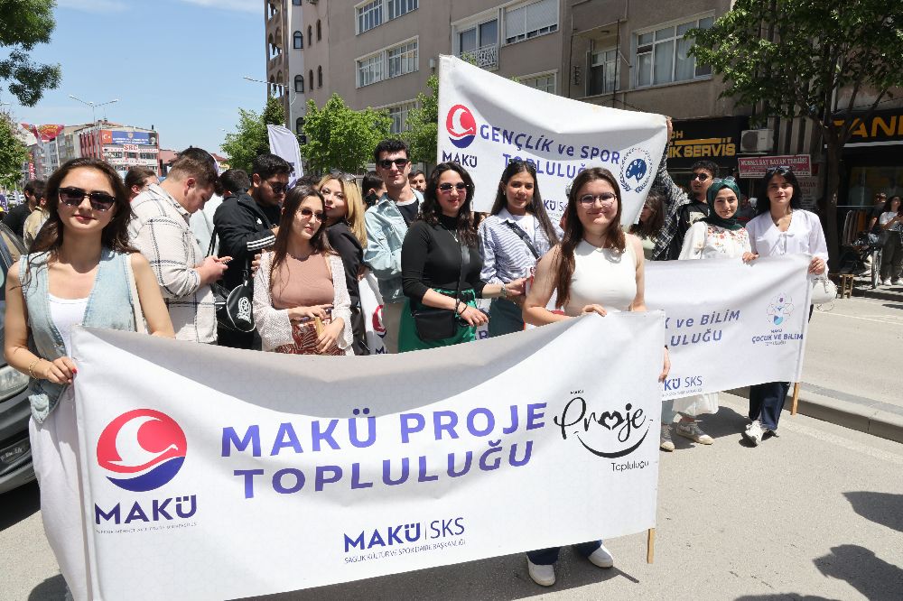 MAKÜFEST 2025 coşkusu renkli görüntülere sahne oldu