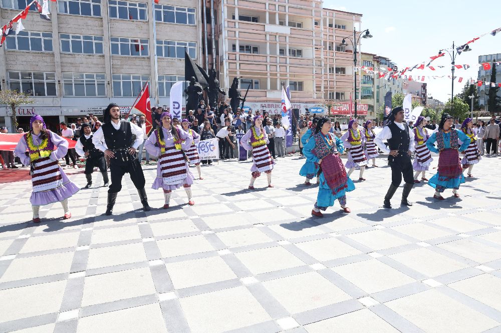 MAKÜFEST 2025 coşkusu renkli görüntülere sahne oldu