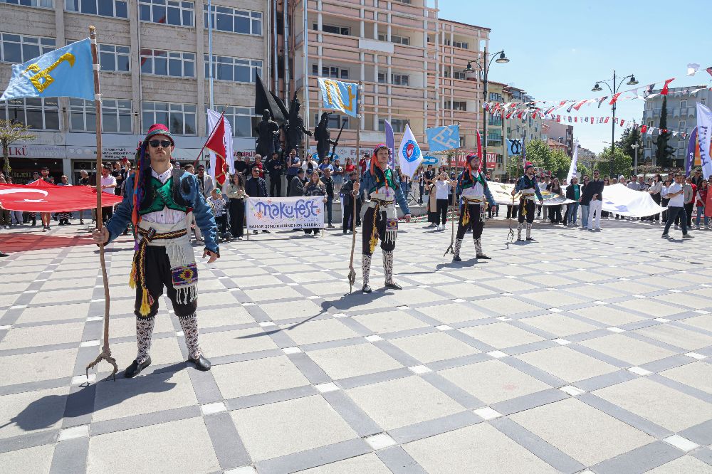 MAKÜFEST 2025 coşkusu renkli görüntülere sahne oldu