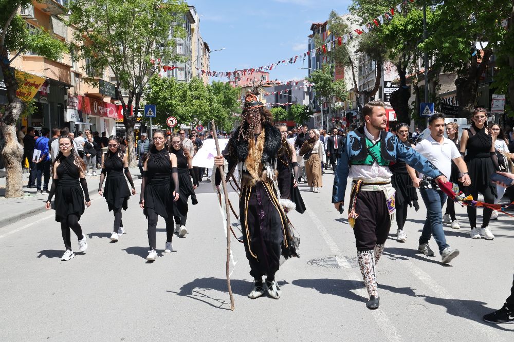 MAKÜFEST 2025 coşkusu renkli görüntülere sahne oldu