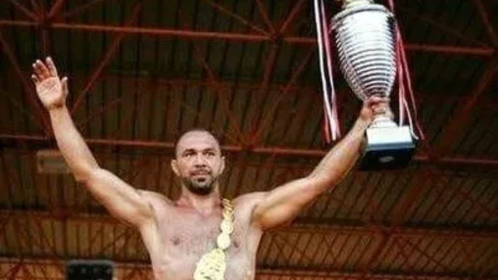  Manavgat  Güreşlerinde Çeyrek finale çıkan Başpehlivan Ali Gürbüz 'e Şok ceza 