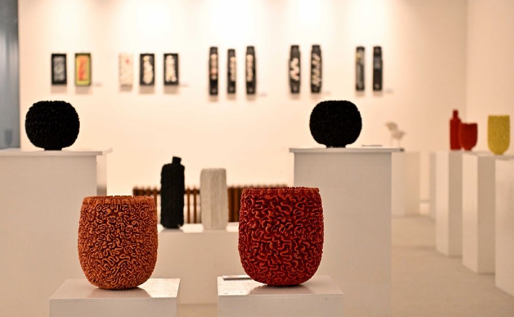 "Mistik Dokular" sergisi kapılarını açtı