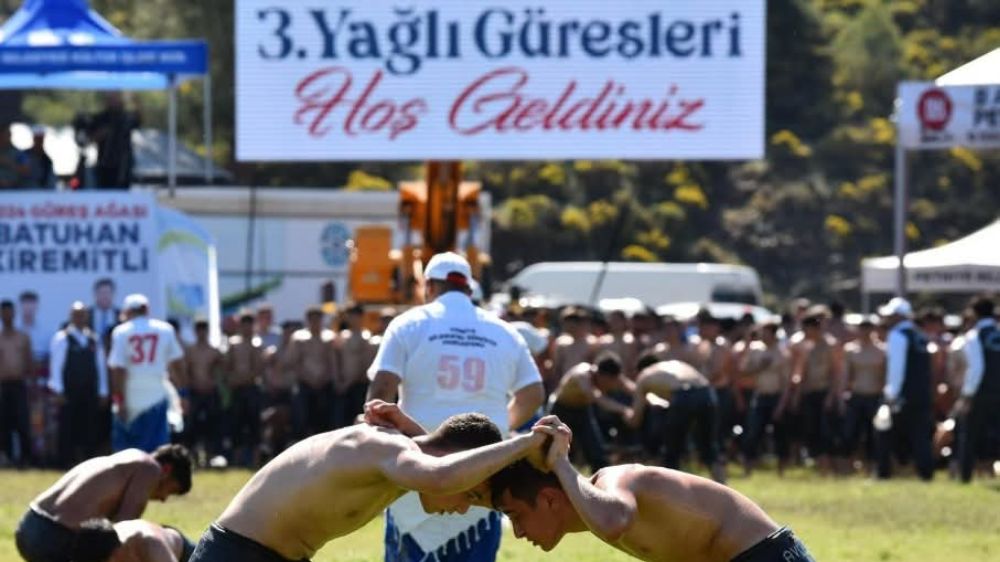 Muğla  Fethiye Yağlı Pehlivan Güreşleri Başpehlivanı ve güreş ağası kim oldu 