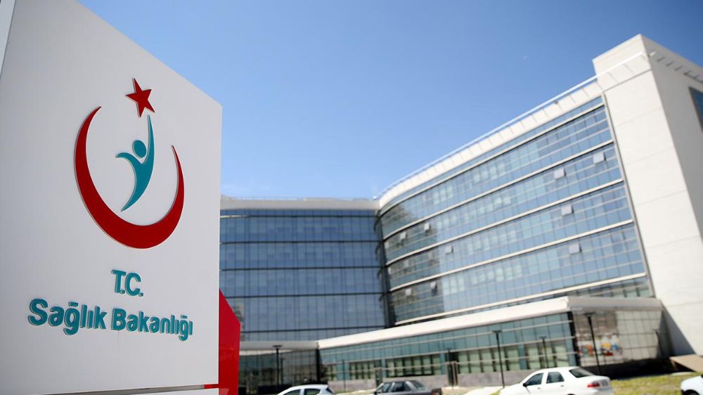 Sağlık Bakanı Memişoğlu duyurdu " 1566 uzman 2 bin 239 hekim ataması yapılacak"