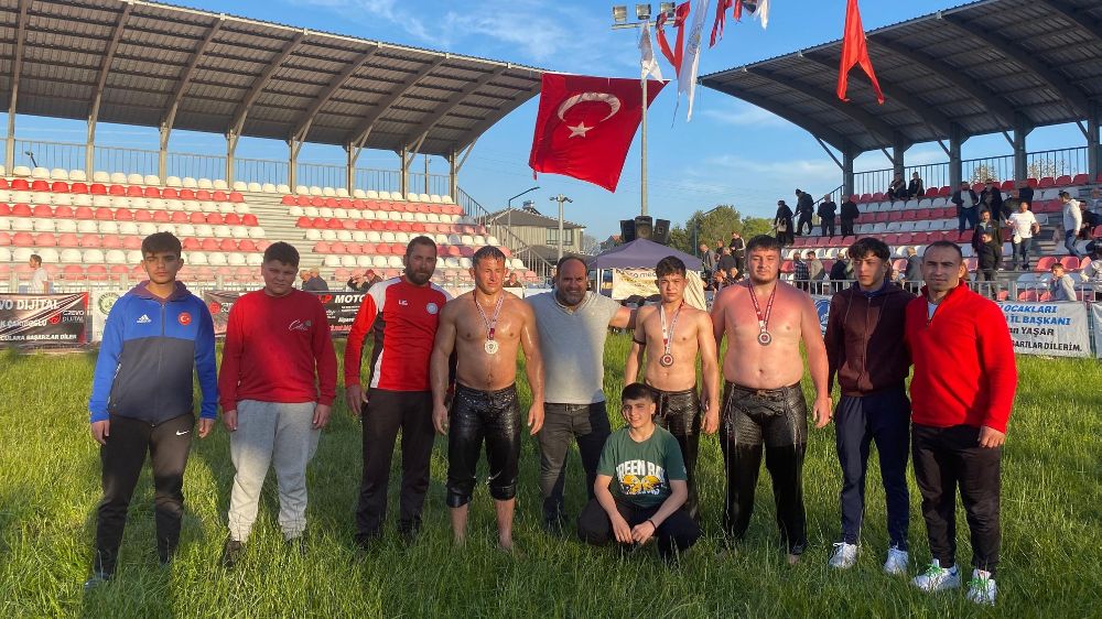 Samsun’un Alaçam ilçesinde 632.’si düzenlenen Geyikkoşan Hıdırellez Şenlikleri ve Yağlı Pehlivan Güreşleri  Başpehlivanı ve Güreş ağası kim oldu 