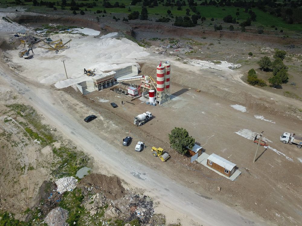 Tefenni Belediyesi beton santraline 2 tane kazandırıldı