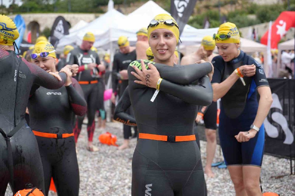 Uluslararası Açık Su Yüzme Yarışı X-WATERS Antalya’da gerçekleşti