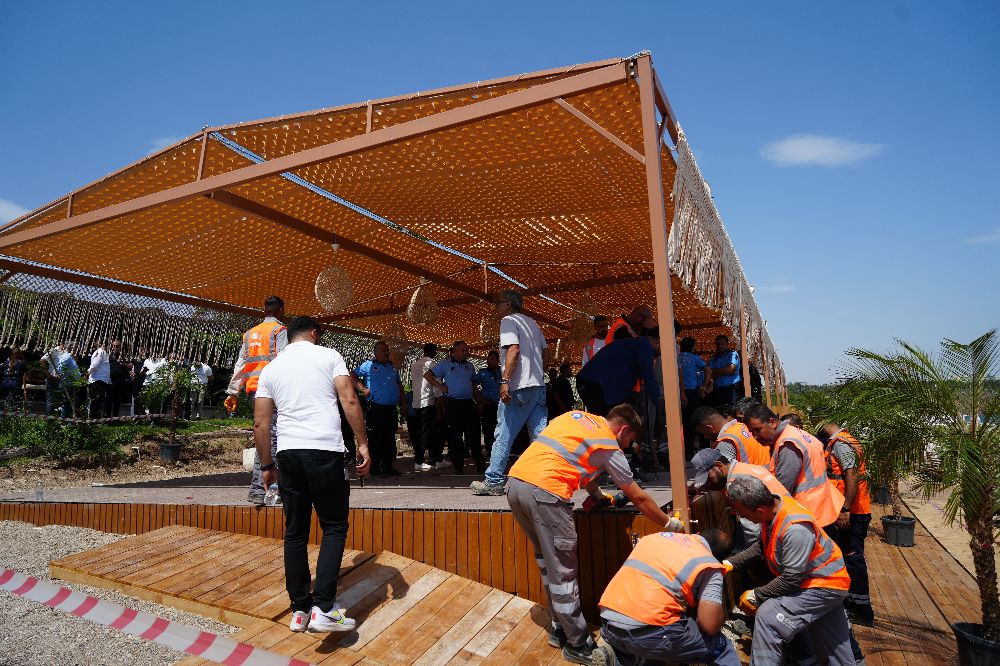 Vali Şahin: "Falezlerde denize açılan tünellerle ilgili yetkili kurumlar olarak çalışmalarımız sürüyor"