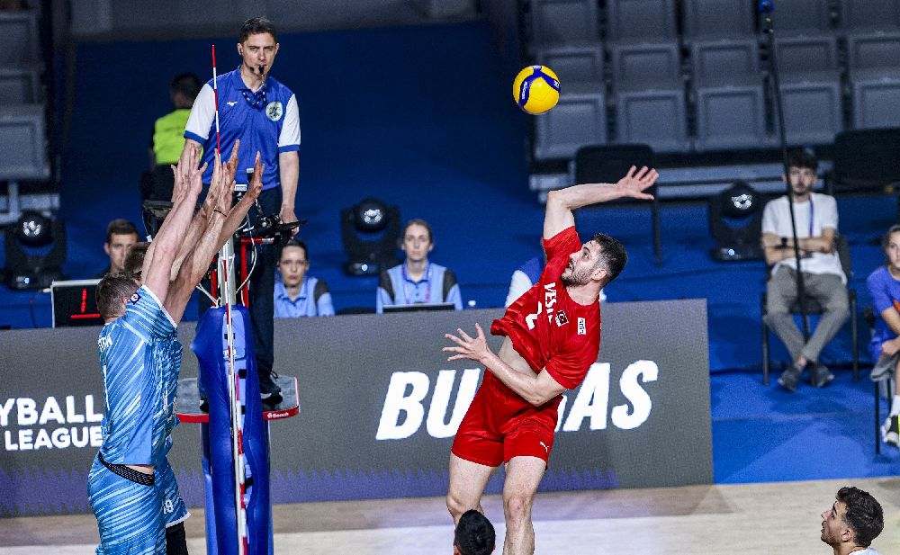 A Milli Erkek Voleybol Takımı, Slovenya'ya 3-0 mağlup oldu