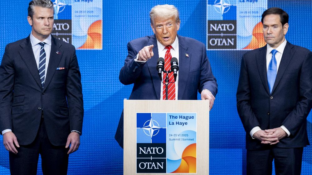 ABD Başkanı Donald Trump, "İran’la önümüzdeki hafta görüşeceğiz. Belki bir anlaşma imzalayacağız. Onlarla anlaşma yapıp yapmak umurumda değil, nükleer istemiyoruz" dedi.