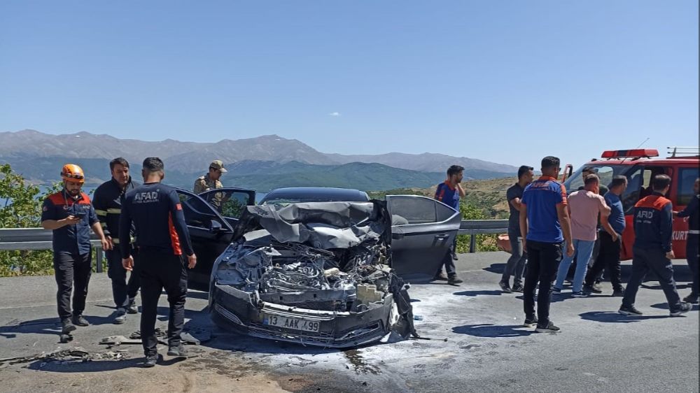 Adilcevaz Kaymakamı trafik kazası geçirdi