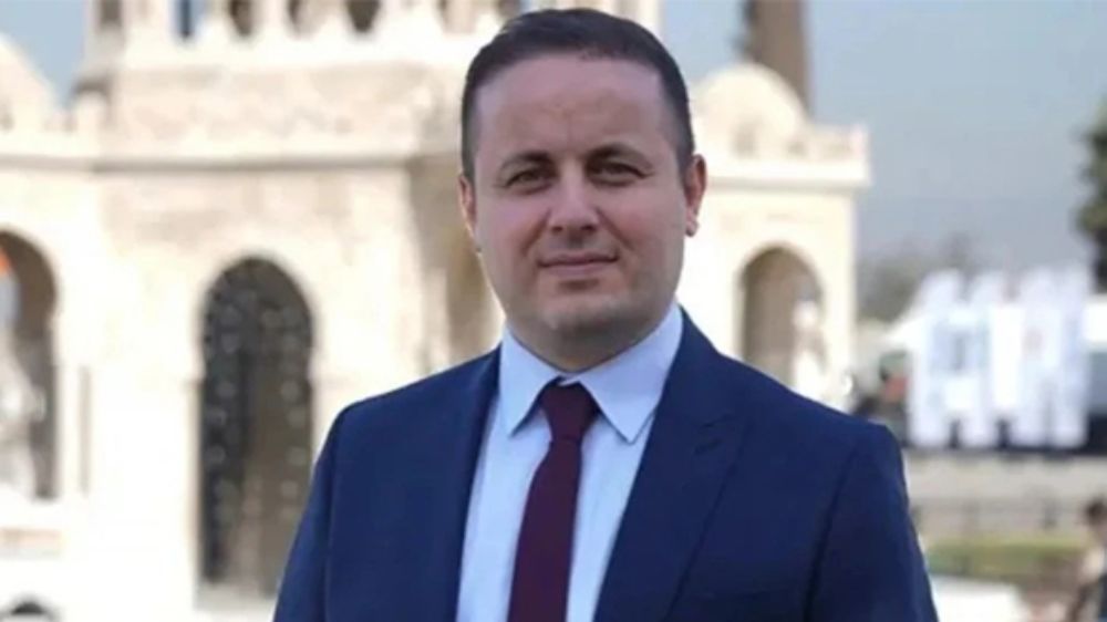 AK Parti Buca İlçe Başkanı Cihangir Sağır Ülkemizin en güzide şehrinin en büyük ilçesi olan Buca’da aylardır çöp dağları konuşuluyor