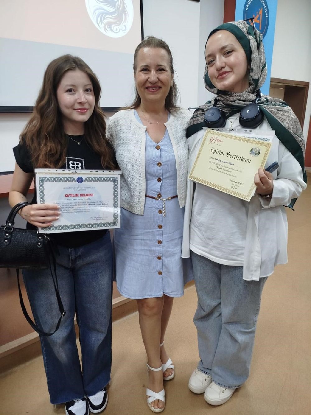 Akdeniz Üniversitesi’nde kadın öğrencilere bilimde liderlik desteği