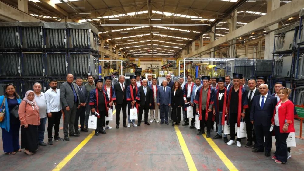 Aksaray Valisi Mehmet Ali Kumbuzoğlu, Mesleki Eğitim Merkezi Mezuniyet Törenine Katıldı