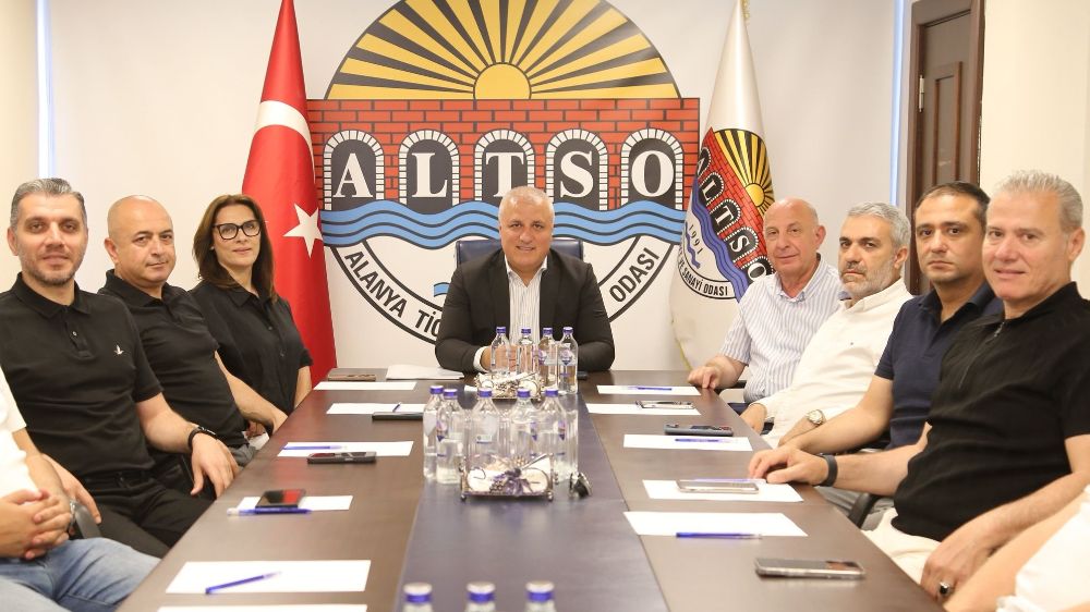 ALTSO Başkanı Erdem: "Oteller yüzde 3'lük döviz dönüşüm desteği dışında kalmasın"