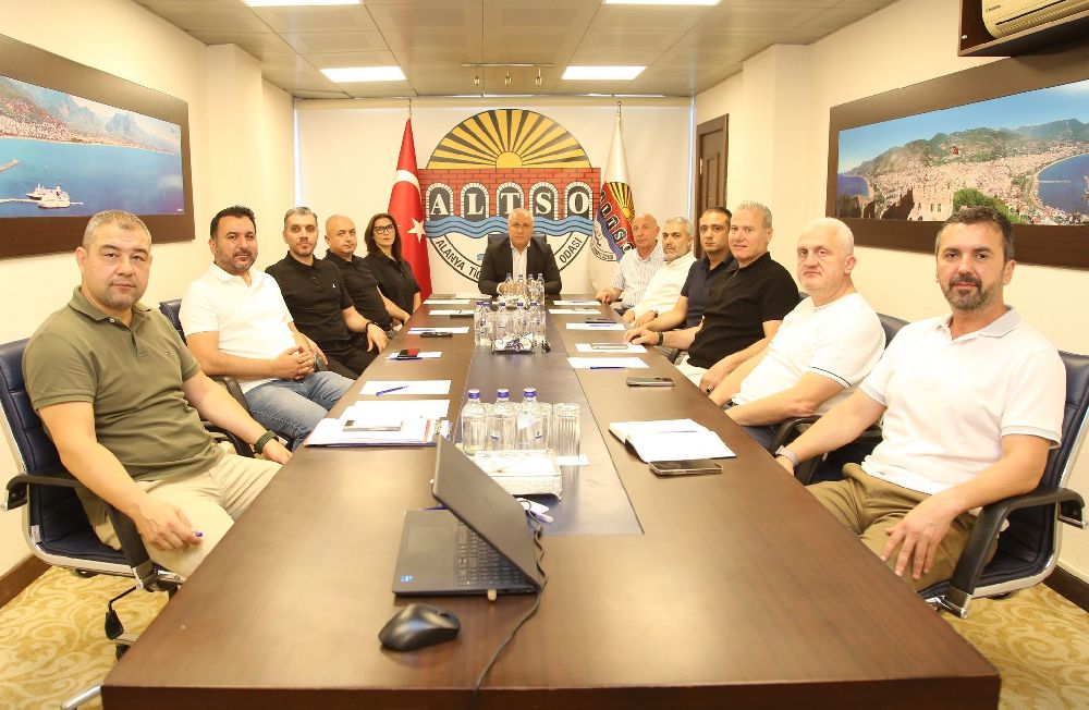 ALTSO Başkanı Erdem: "Oteller yüzde 3'lük döviz dönüşüm desteği dışında kalmasın"