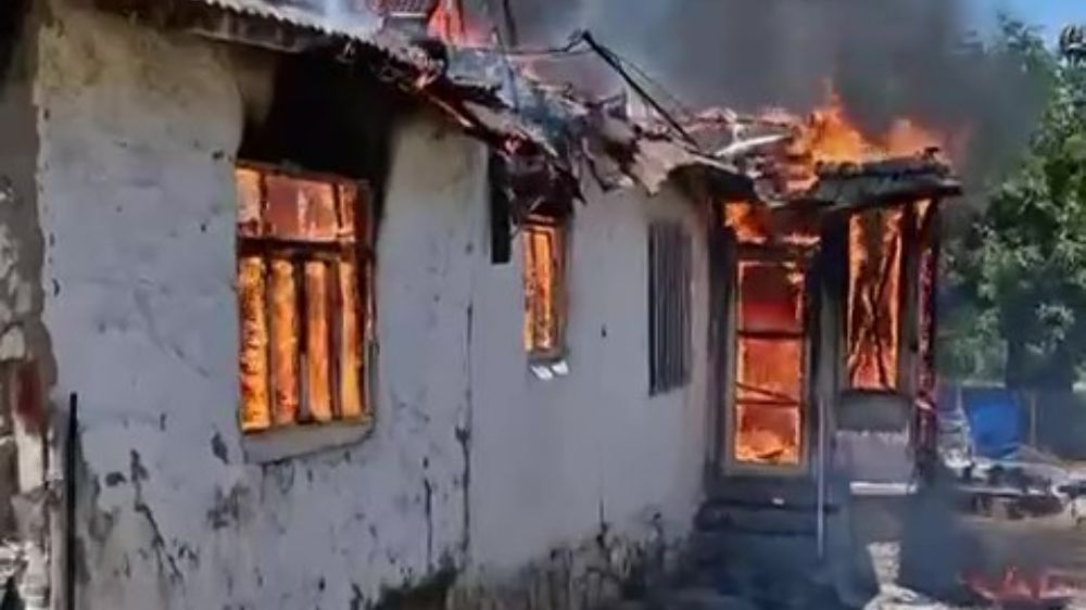  Amasya’da kerpiç ev yangında küle döndü