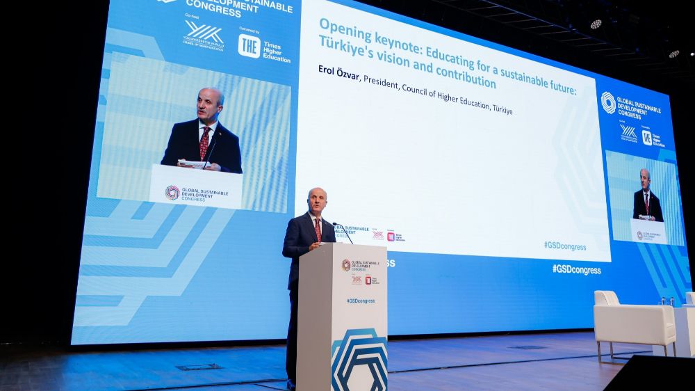  Anadolu Üniversitesi "Küresel Sürdürülebilirlik ve Kalkınma Kongresi"nde temsil edildi