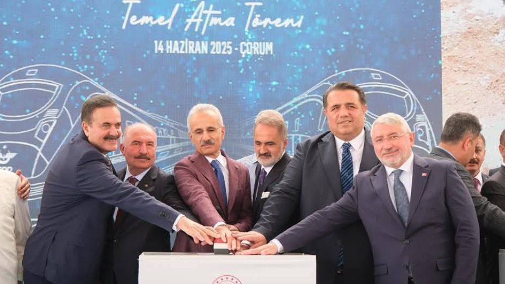 Ankara, Karadeniz'e Daha da Yaklaşıyor!   Ankara-Samsun Hızlı Tren Hattı'nın Temelleri Atıldı!