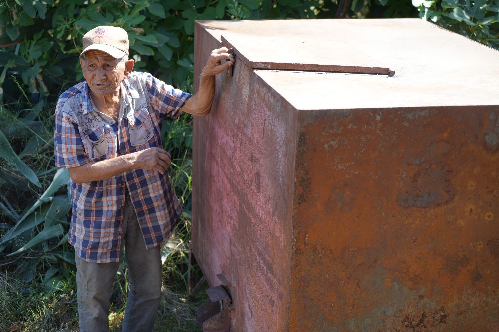 Antalya'da evde 86 bin lira yandı, Yaşlı adam evsiz kaldı Bakın sonra ne oldu