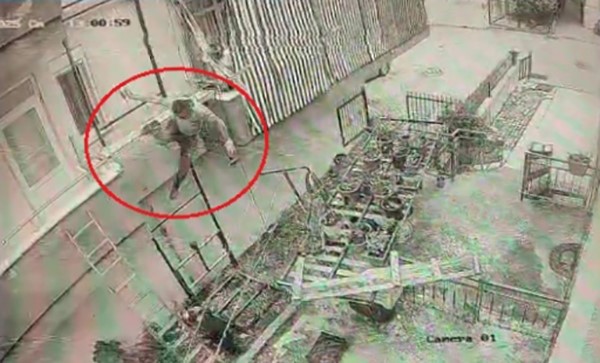 Antalya'da iş kazası Yük asansörü kurulumu yapan ustanın iskeleden düştü