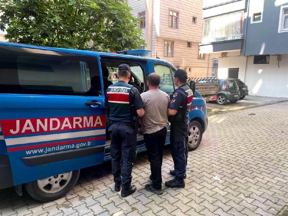 Artvin’de uyuşturucu operasyonu: 7 zehir taciri tutuklandı