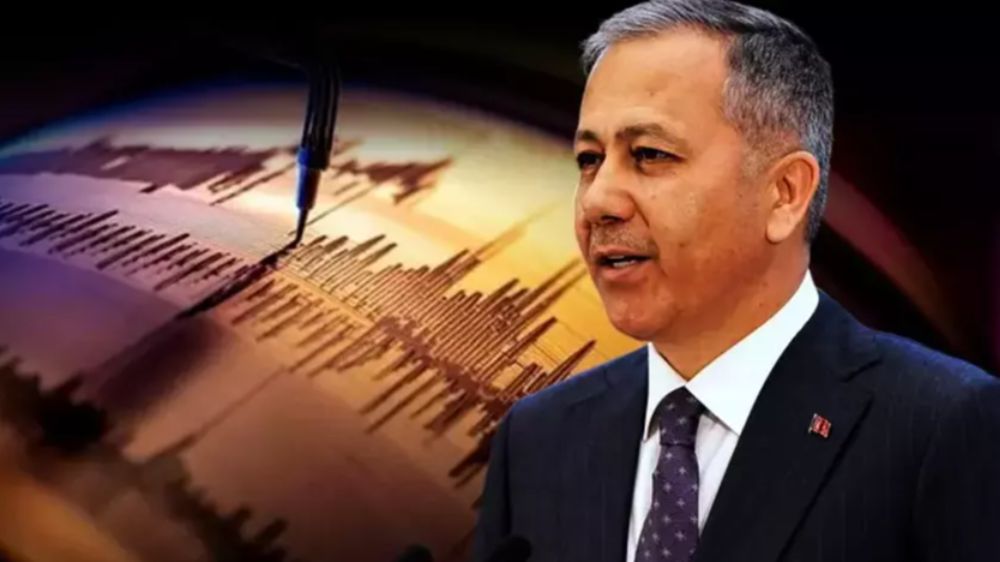Bakan Yerlikaya: "Depremde yüksekten atlayan 69 kişi yaralandı panik ataktan 1 kişi hayatını kaybetti 