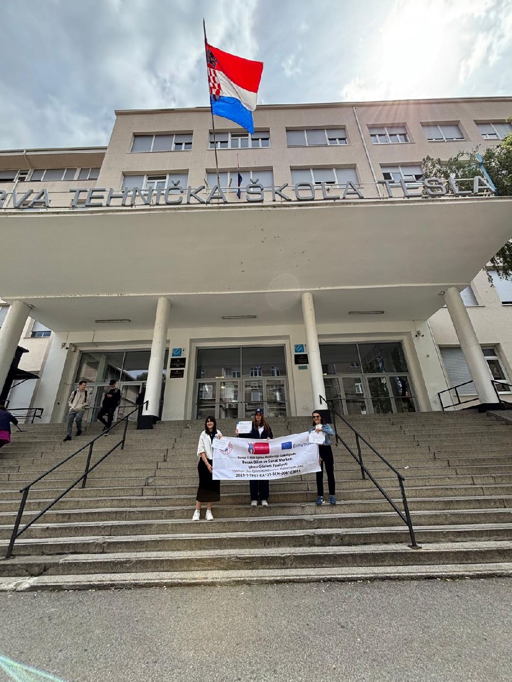 Başarılı eğitim elçileri Zagreb’de göz doldurdu